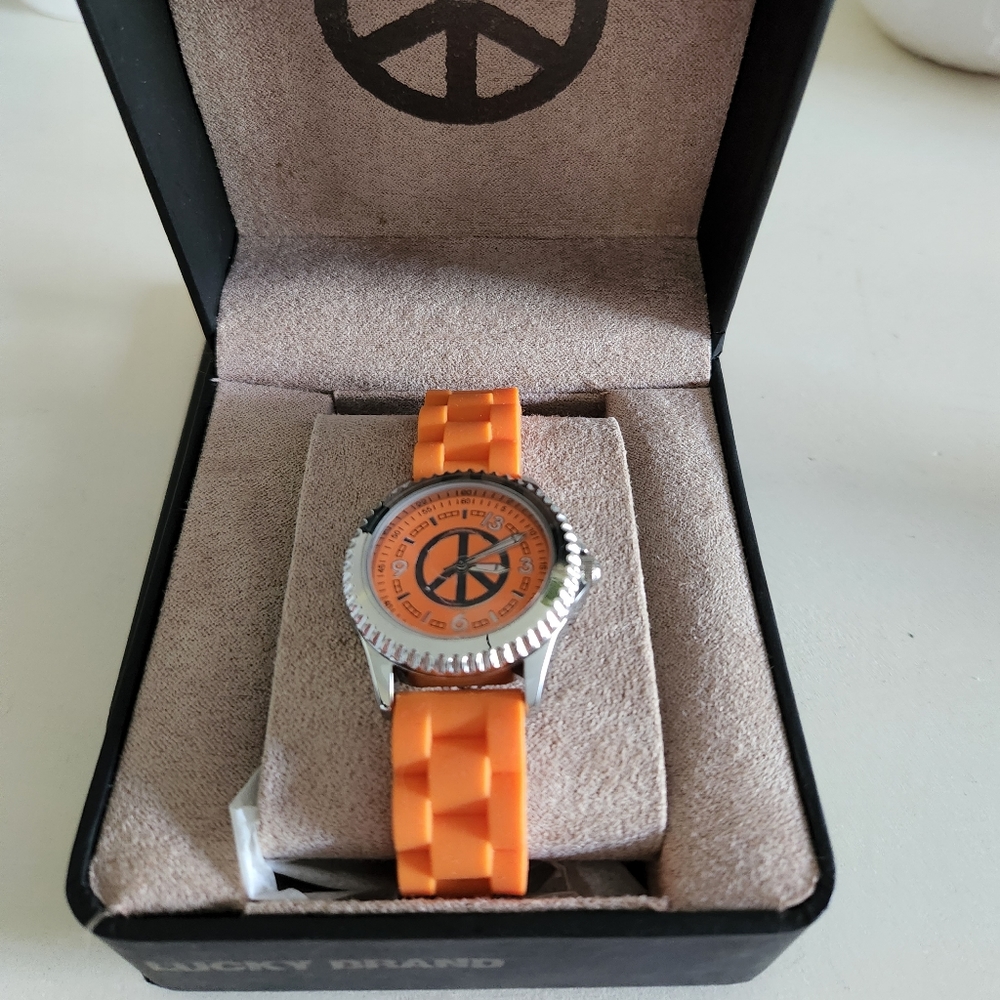 NWT Lucky Brand watch
